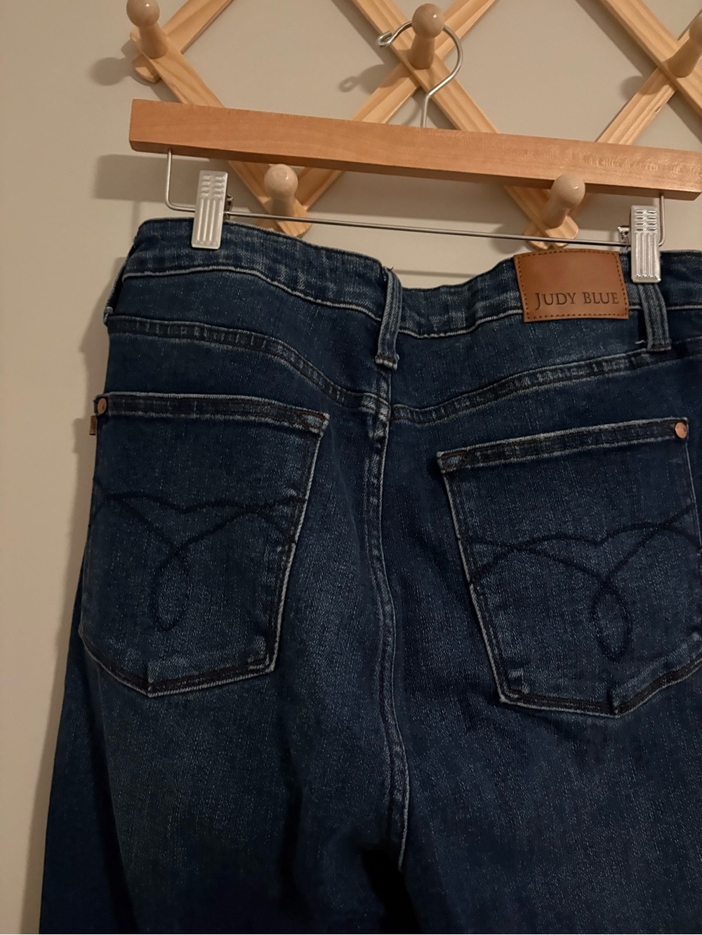 Judy Blue Dark-wash Bootcut Jeans size 31 - Picture 7 of 7